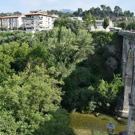 Tufilla Bed & Breakfast 4*